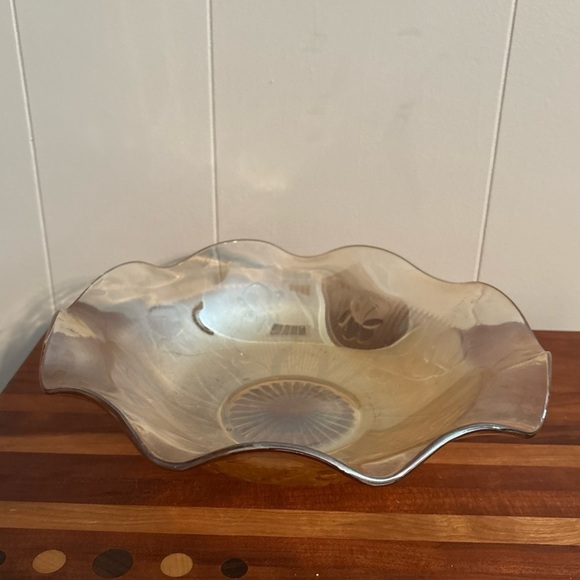 JEANETTE GLASS IRIS PATTERN IRIDESCENT FLORA-GOLD 11.5” BOWL - Picture 1 of 10